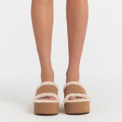 FAUX SHEARLING PLATFORM SLIDE | CLAY SHERPA
