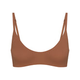 NikeSKIMS MATTE MICRO SCOOP BRA | CAROB BROWN