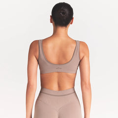 NikeSKIMS RIBBED SEAMLESS MICRO SCOOP BRA | DRIFTWOOD