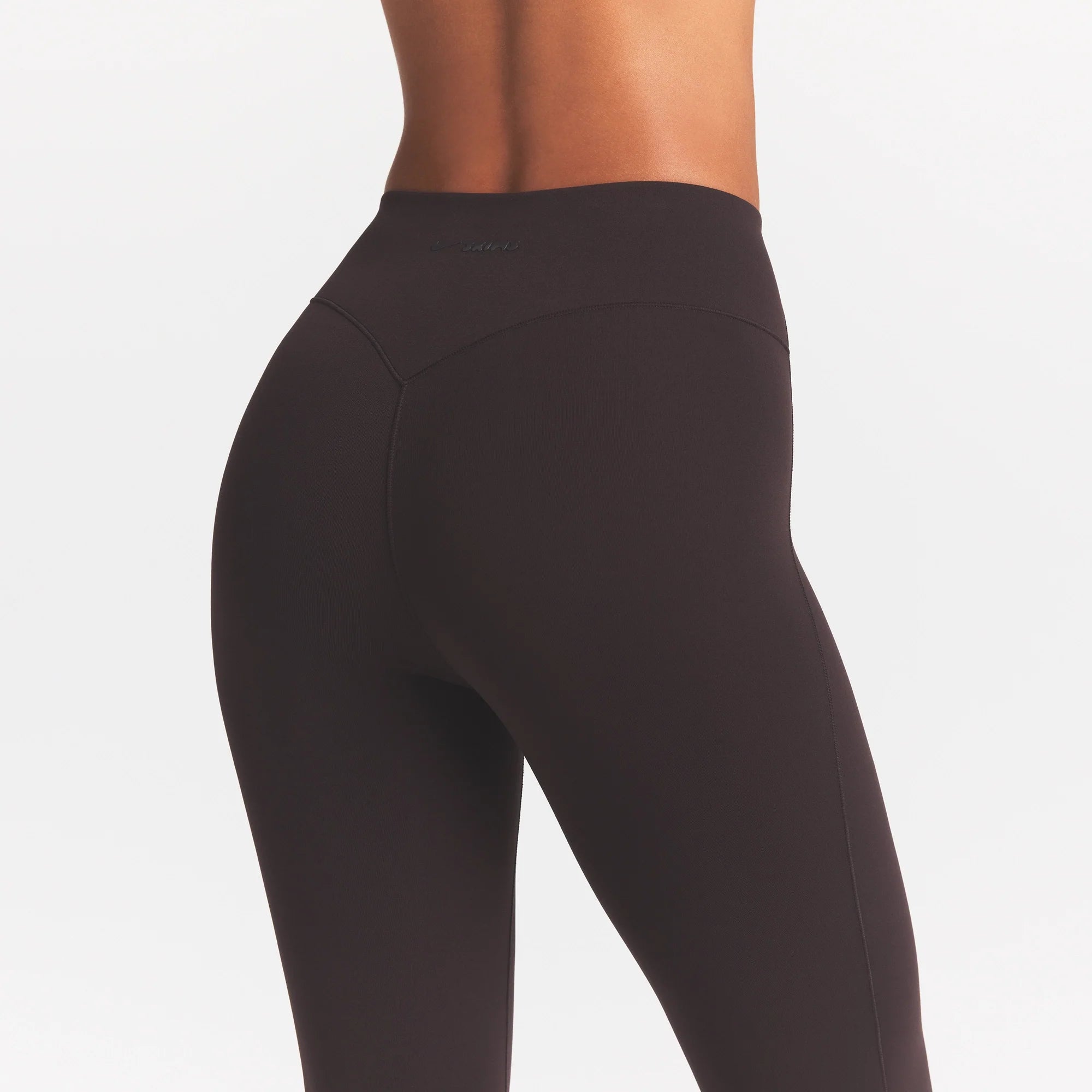 NikeSKIMS STUDIO STRETCH 17" CAPRI LEGGING | DARK ROAST
