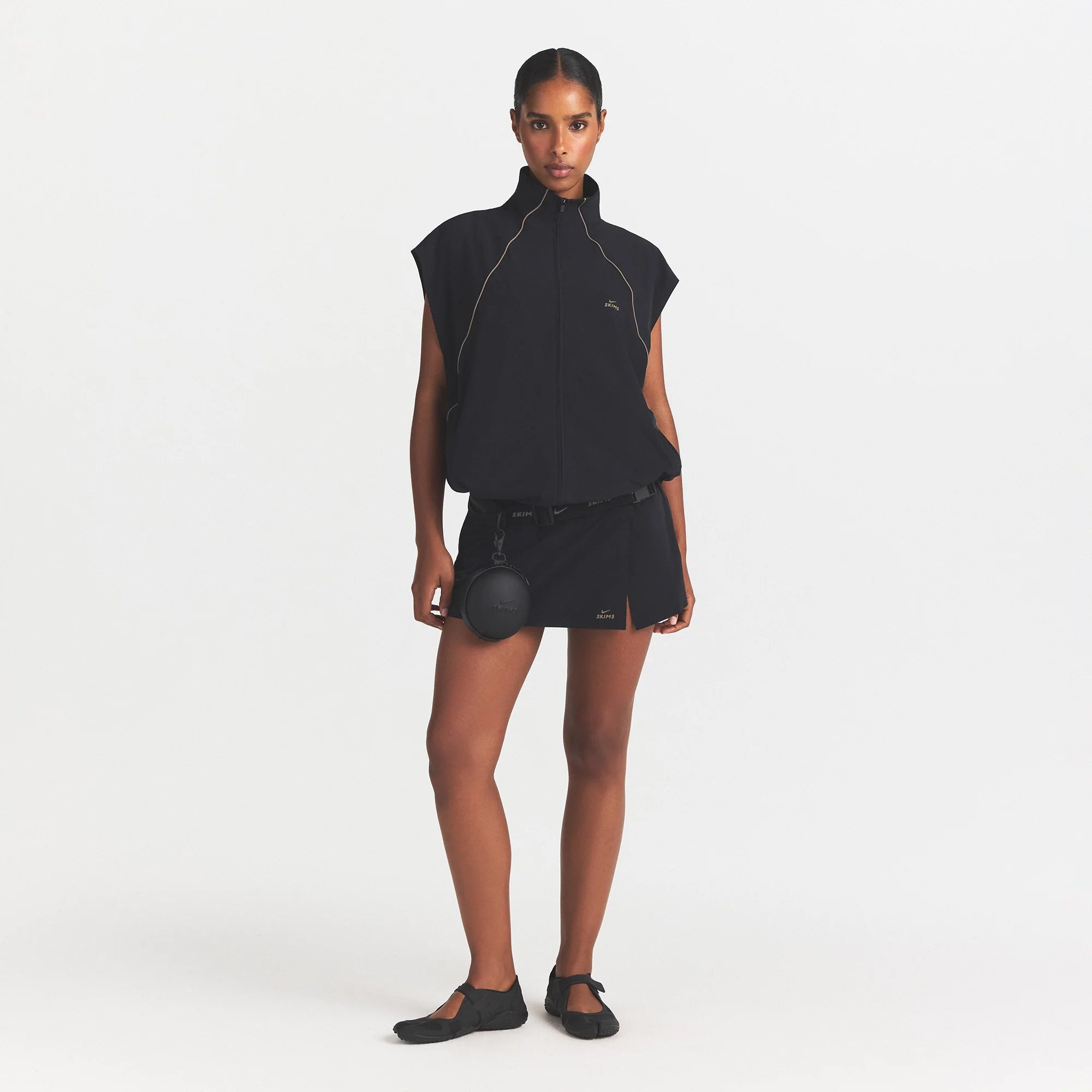 NikeSKIMS STRETCH NYLON SKORT | OBSIDIAN OLIVE GREY