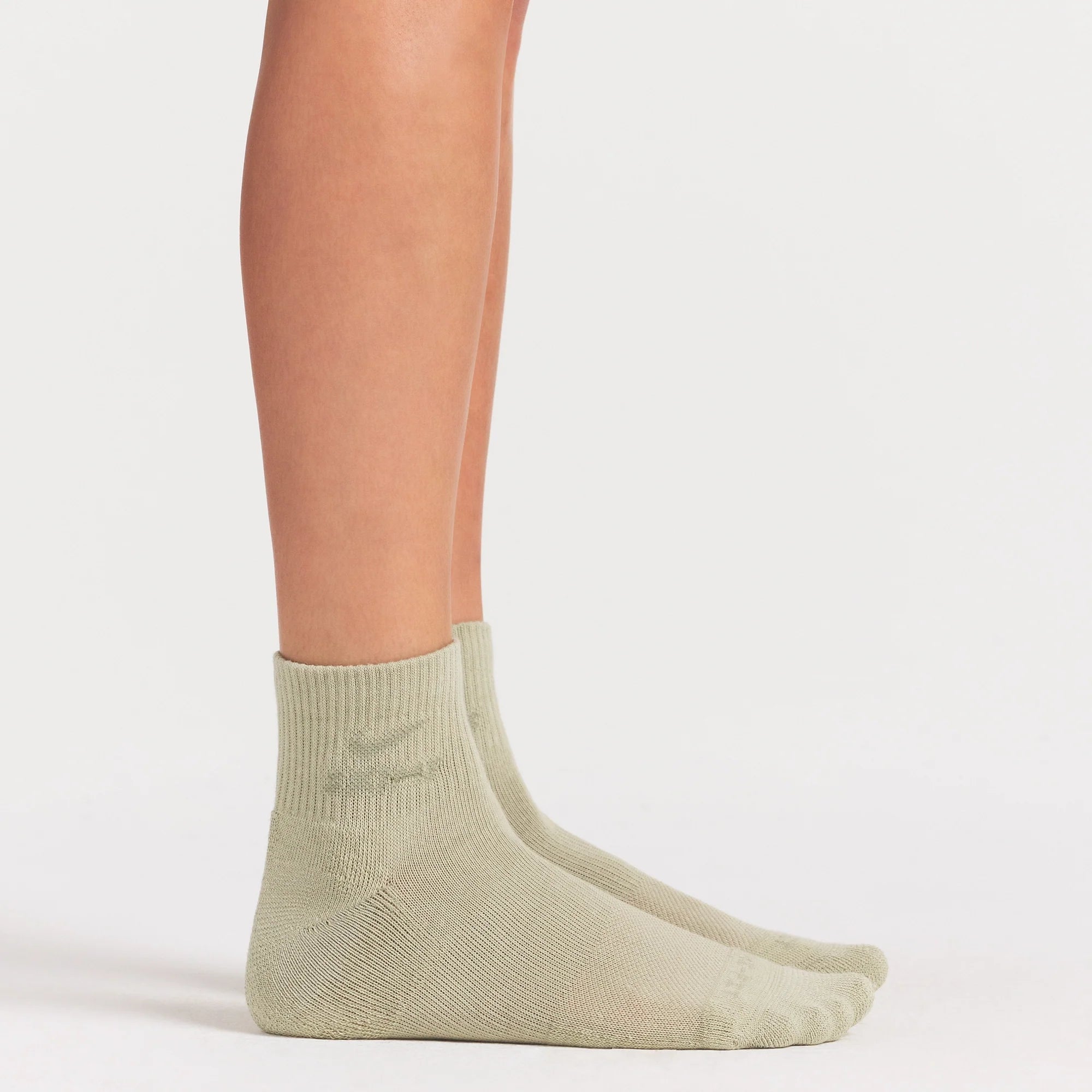 NikeSKIMS ACCESSORIES DRI-FIT™ QUARTER CREW SOCK 3-PACK | BICYCLE YELLOW MULTI
