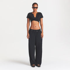 NikeSKIMS PERFORMANCE COTTON BLEND CROP TWIST TANK | OBSIDIAN