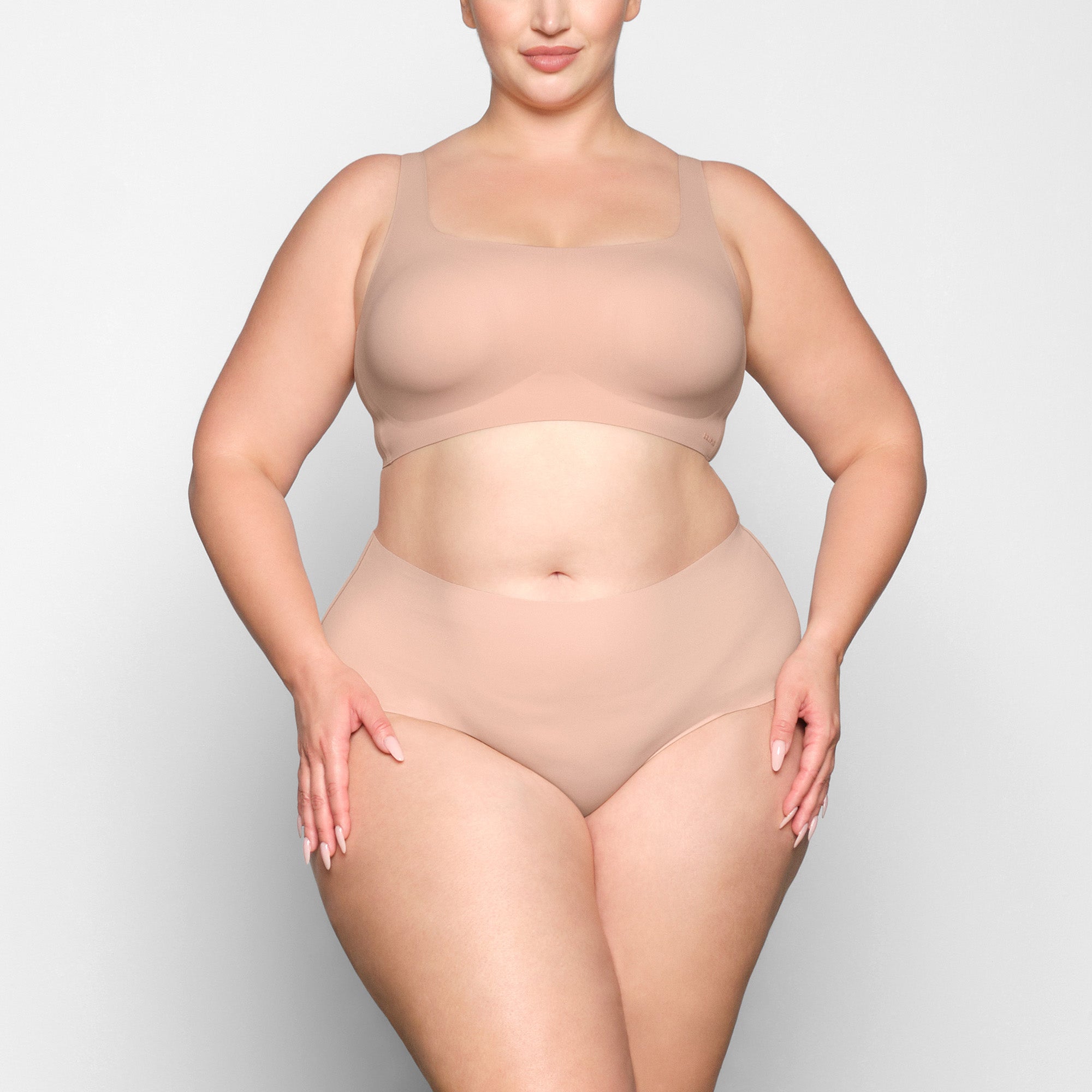 NAKED SCOOP BRALETTE | MICA