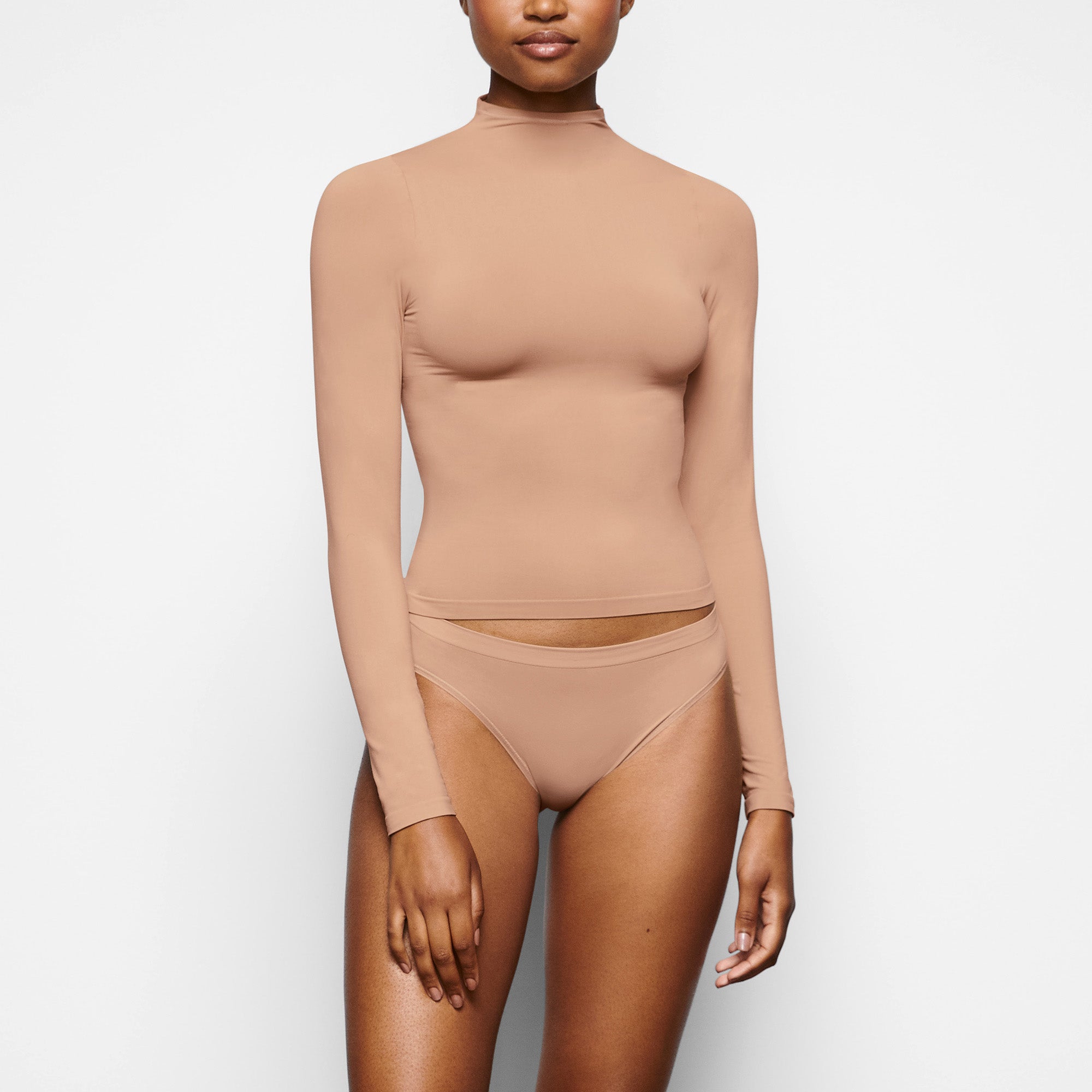 SOFT SMOOTHING SEAMLESS BRIEF | OCHRE