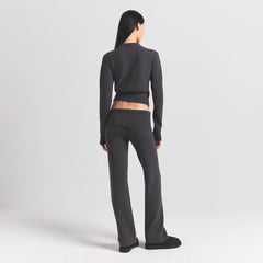 WOOL CASHMERE LONG SLEEVE FITTED CREW NECK | ASH